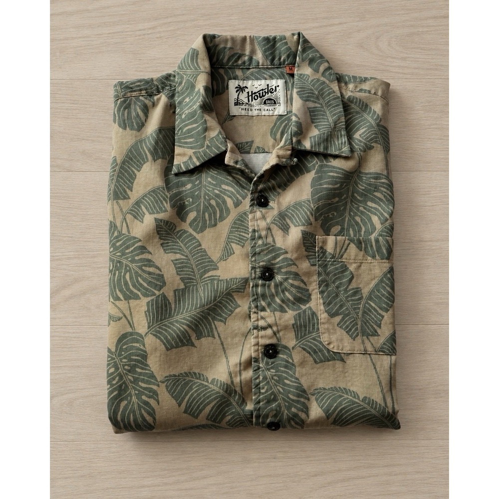 Howler Brothers Monoloha Shirt Mens Medium Green Tan Tropical Leaf Short Sleeve